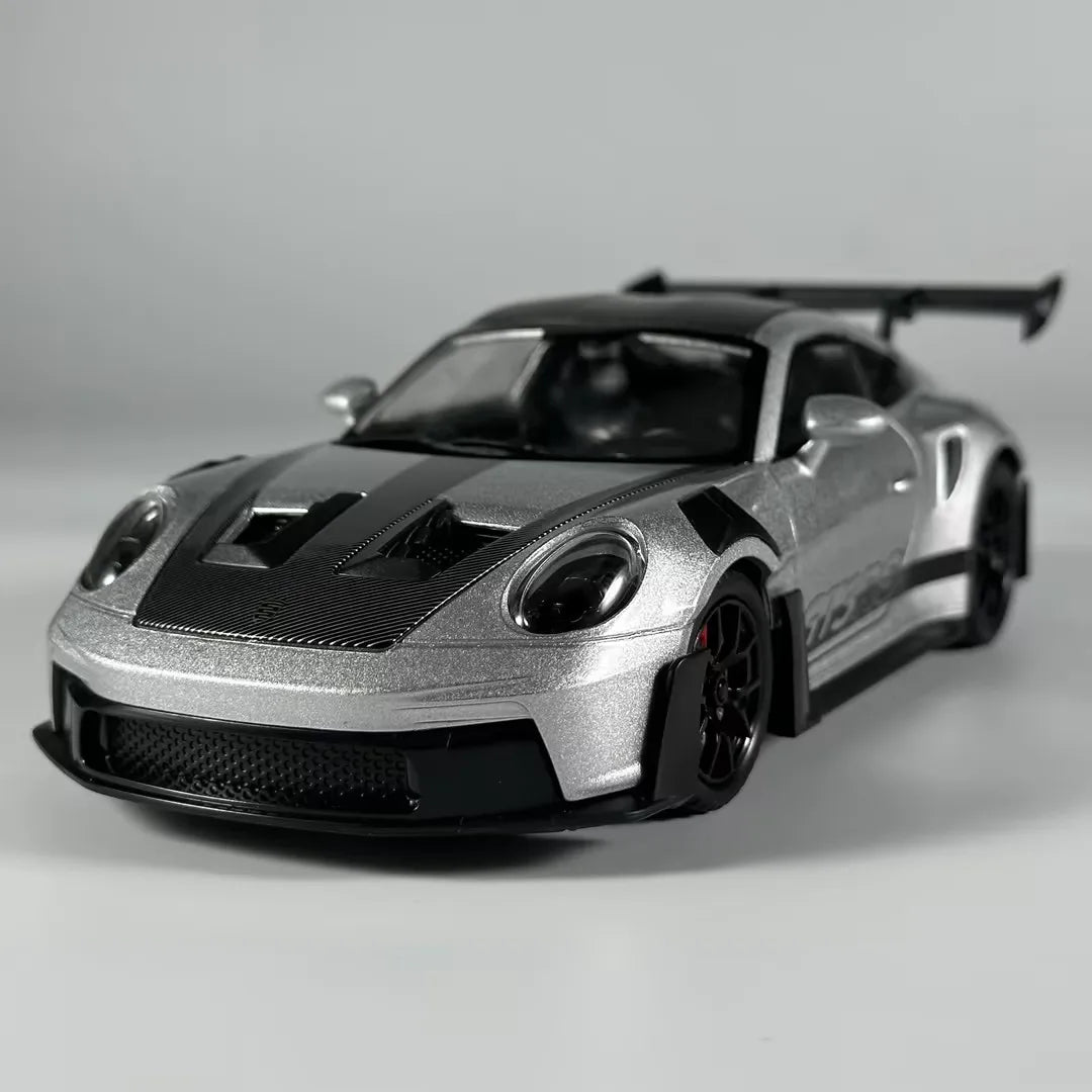 Porsche 911 GT3 RS 1:24